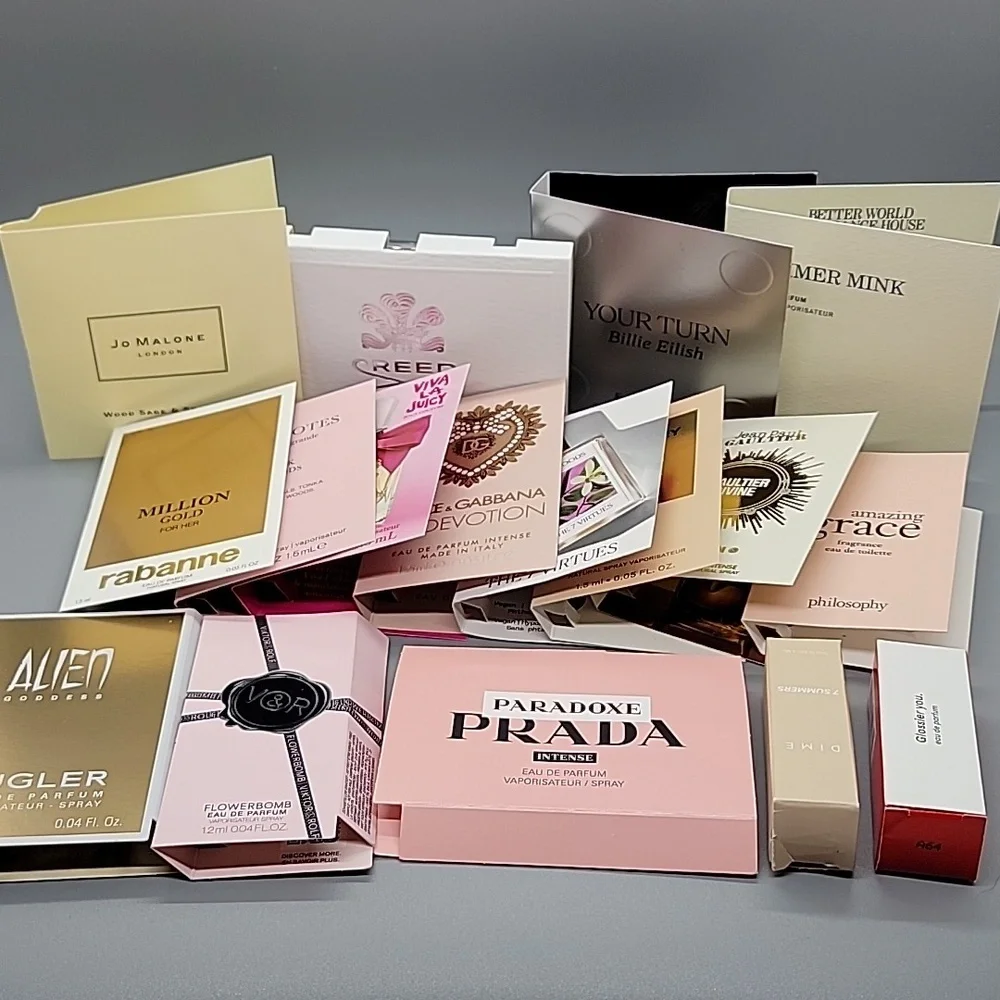 Women's 17 pc. Fragrance Sampler - Picture 1 of 9